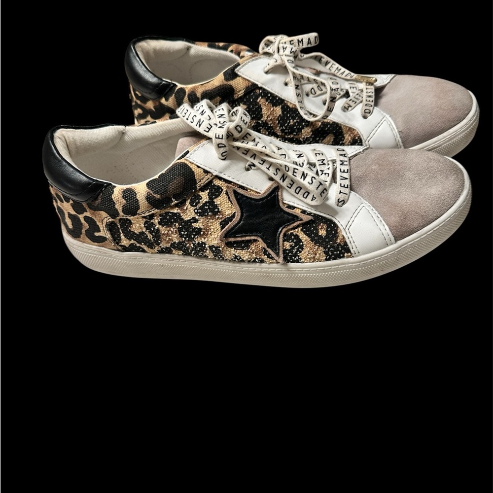 Steve Madden Women’s Sneaker  with Leopard Print & Black Leather Accent Size 8.5